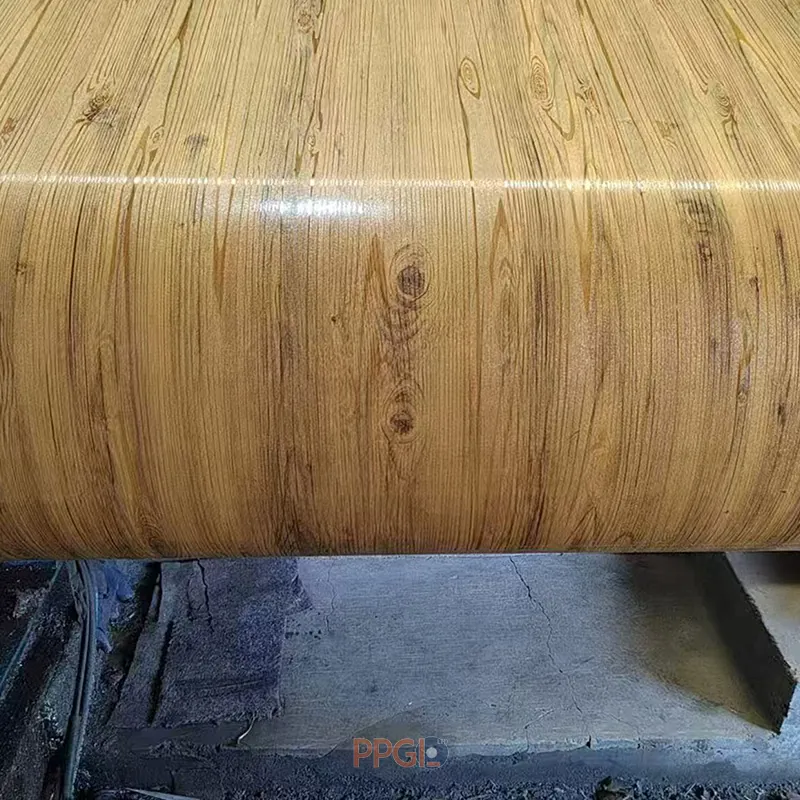 Light oak wood grain pattern PPGI steel coil on production line