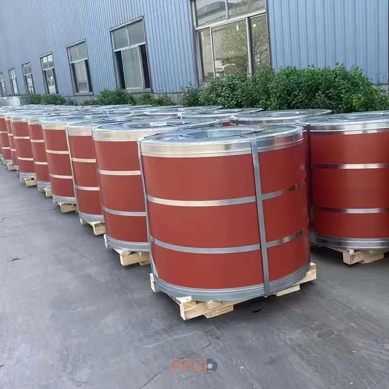 Printed ppgi steel coils vertical seaworthy packaging on wooden pallets