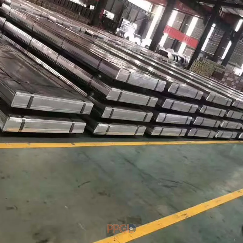 Seaworthy packaging for galvanized roofing sheets on wooden pallets and coils