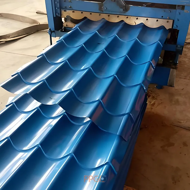 Blue color coated aluminum step tile roofing sheet coming off roll forming machine